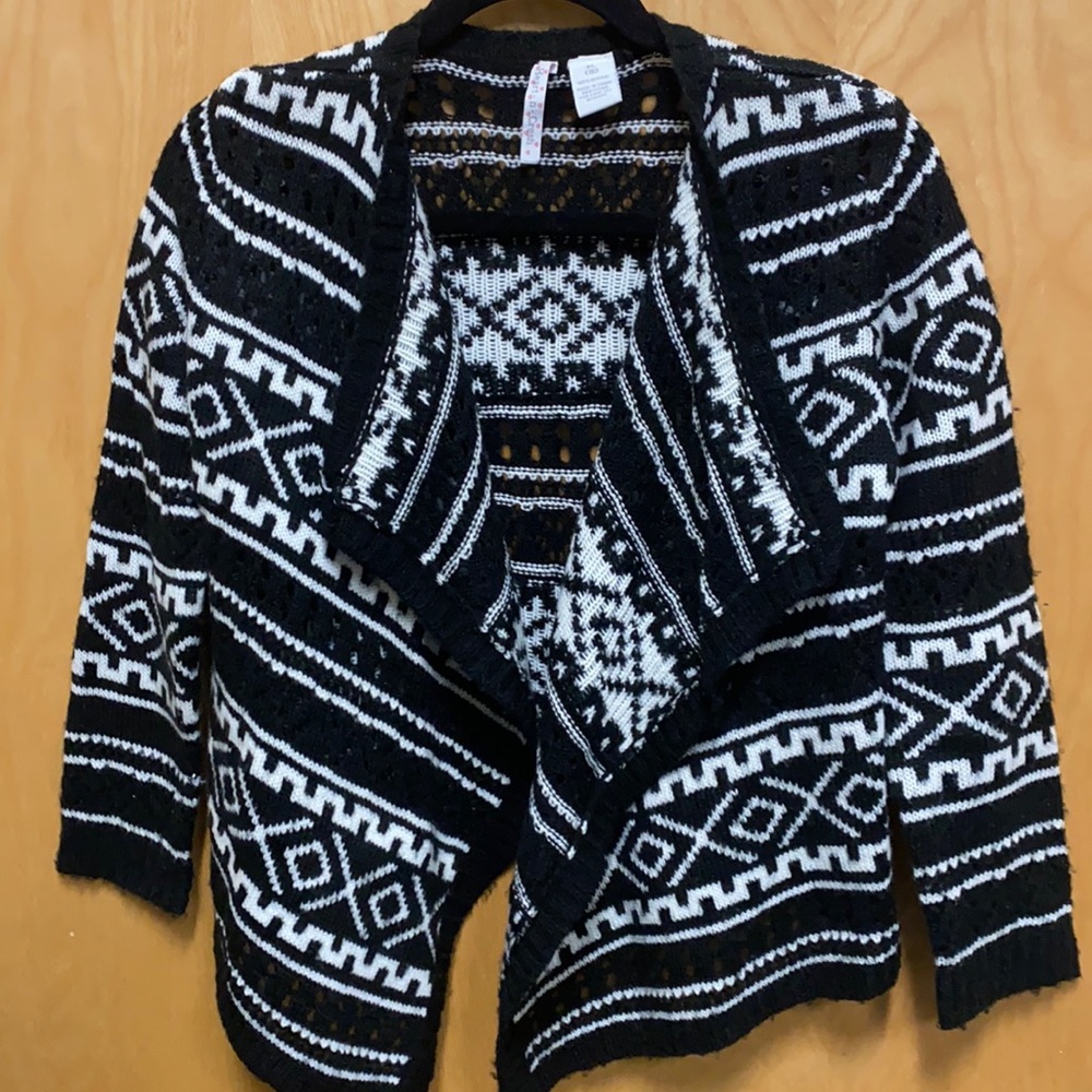 Size XL. Heart-n-Crush Cardigan